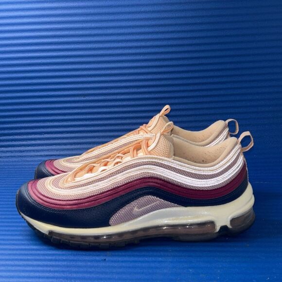 Size 9- Women’s Nike Air Max 97 Plum Chalk Retro Athletic Shoes 921733-802 - Picture 2 of 8